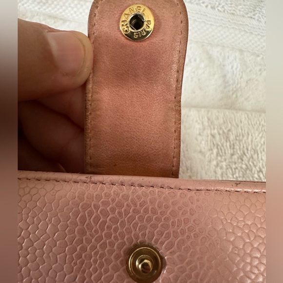 CHANEL CC Logo Caviar Skin Long Bifold Wallet - Picture 10 of 16